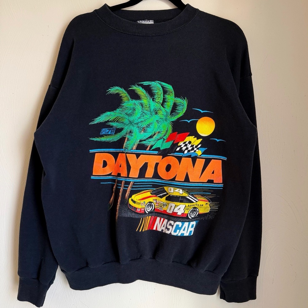 Vintage NASCAR Daytona Sweatshirt XL 90s USA Racing Graphic Crewneck